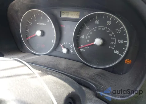 2009 Hyundai Accent Gs z USA, uszkodzony, nr VIN KMHCM36C89U114687